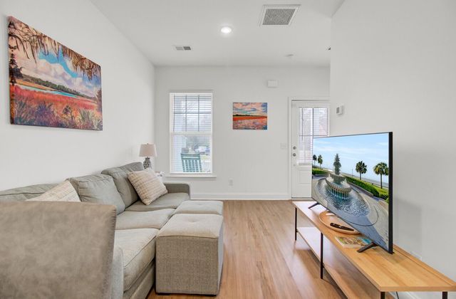 1531 Foster Creek Road, Hanahan, SC 29410