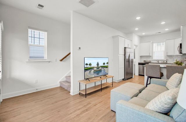 1531 Foster Creek Road, Hanahan, SC 29410