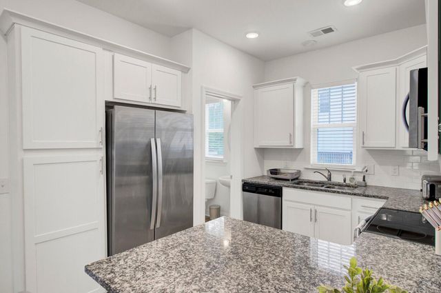 1531 Foster Creek Road, Hanahan, SC 29410