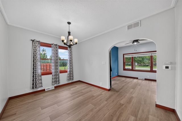 313 Oak Avenue NE, Mitchellville, IA 50169