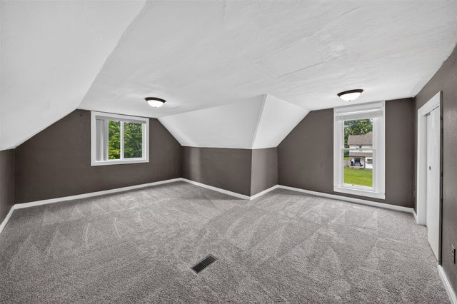 313 Oak Avenue NE, Mitchellville, IA 50169