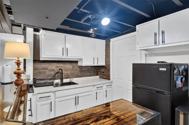 313 Oak Avenue NE, Mitchellville, IA 50169