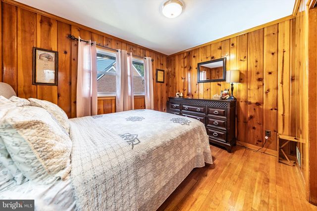 1912 ARCOLA AVE, Silver Spring, MD 20902