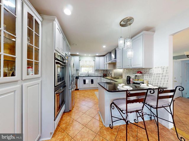 1912 ARCOLA AVE, Silver Spring, MD 20902