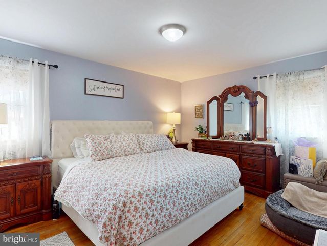 1912 ARCOLA AVE, Silver Spring, MD 20902