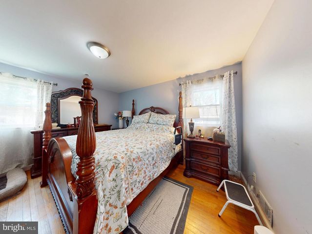 1912 ARCOLA AVE, Silver Spring, MD 20902