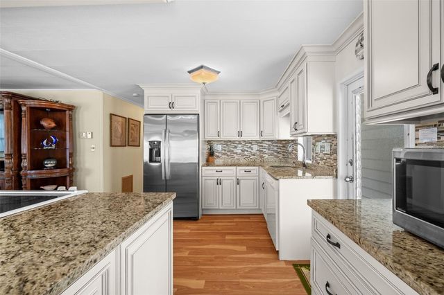 3318 SHINGLE OAK TERRACE, Sarasota, FL 34237