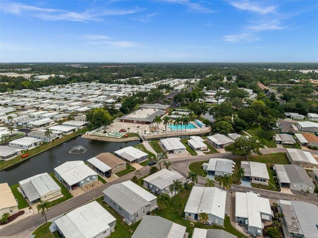 3318 SHINGLE OAK TERRACE, Sarasota, FL 34237