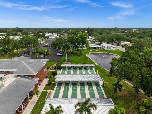 3318 SHINGLE OAK TERRACE, Sarasota, FL 34237