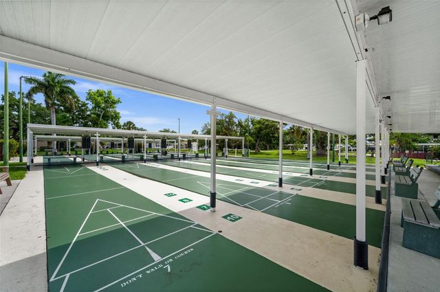 3318 SHINGLE OAK TERRACE, Sarasota, FL 34237