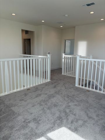 2082 Gravel Bar Way, Sacramento, CA 95832