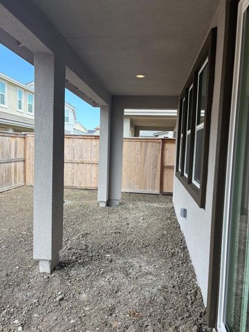 2082 Gravel Bar Way, Sacramento, CA 95832