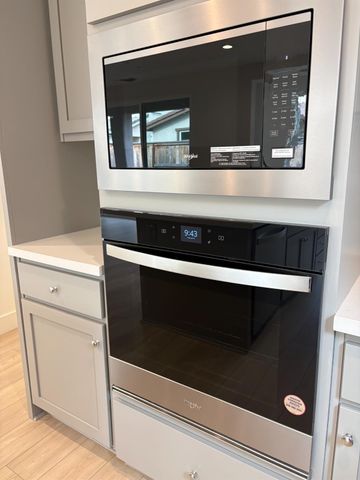 2082 Gravel Bar Way, Sacramento, CA 95832