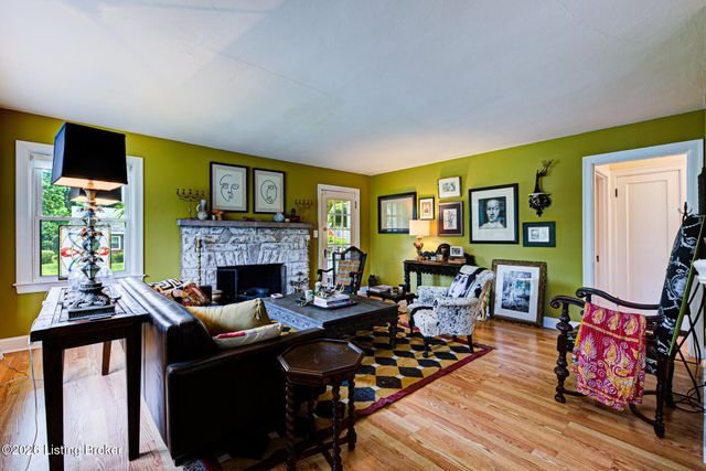 2230 Wadsworth Ave, Louisville, KY 40205
