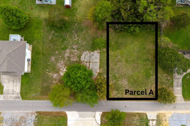 Sears Avenue, Waveland, MS 39576