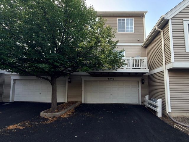 2263 DAYBREAK Drive 2263, Aurora, IL 60503