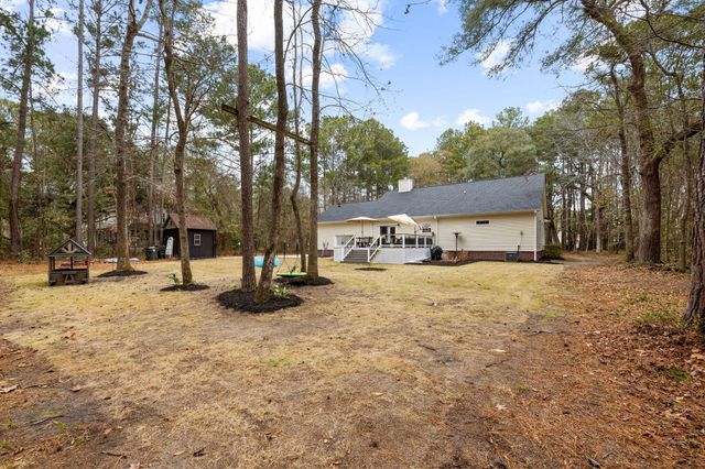 204 Ferry Point Drive, Charleston, SC 29492