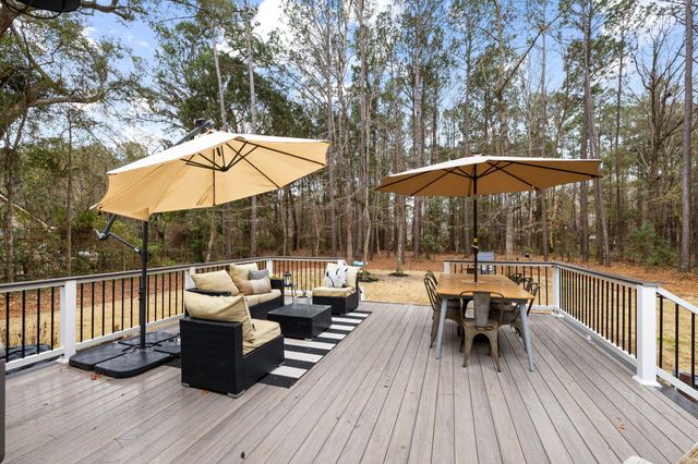 204 Ferry Point Drive, Charleston, SC 29492