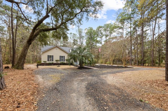 204 Ferry Point Drive, Charleston, SC 29492