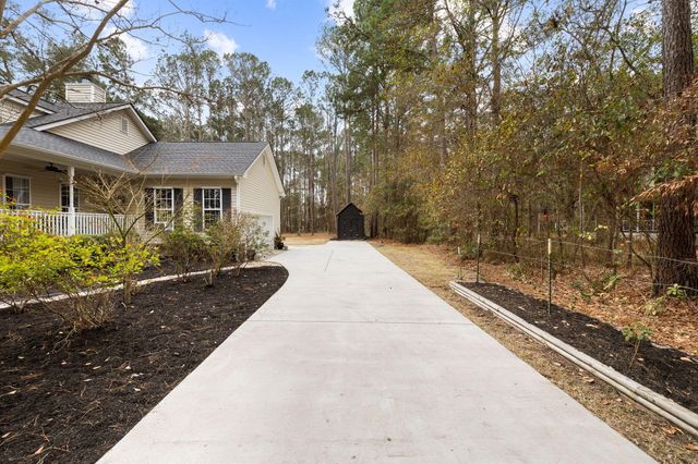 204 Ferry Point Drive, Charleston, SC 29492