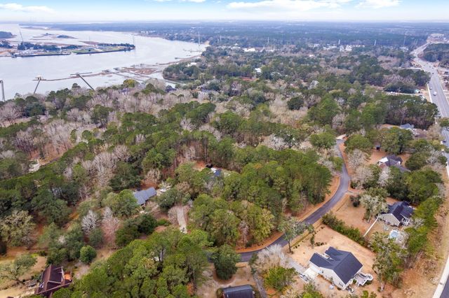204 Ferry Point Drive, Charleston, SC 29492