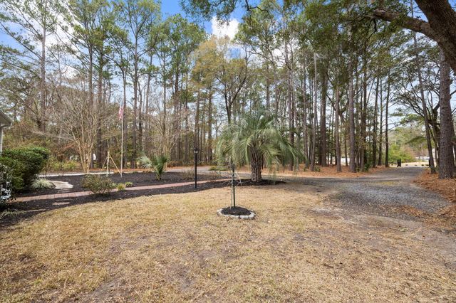 204 Ferry Point Drive, Charleston, SC 29492