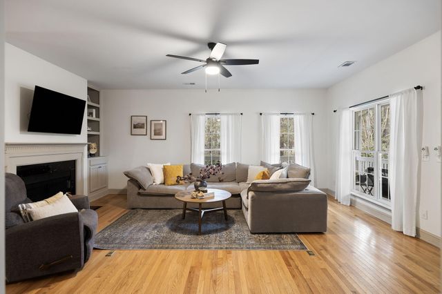 204 Ferry Point Drive, Charleston, SC 29492