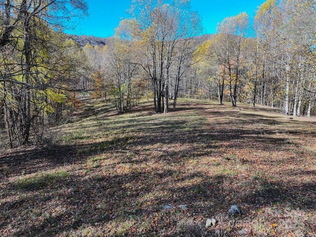 2626 Dendy Orchard Road, Highlands, NC 28741