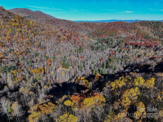 2626 Dendy Orchard Road, Highlands, NC 28741