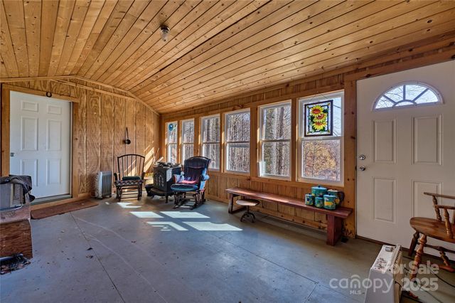 2626 Dendy Orchard Road, Highlands, NC 28741