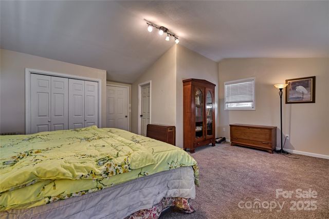 2626 Dendy Orchard Road, Highlands, NC 28741