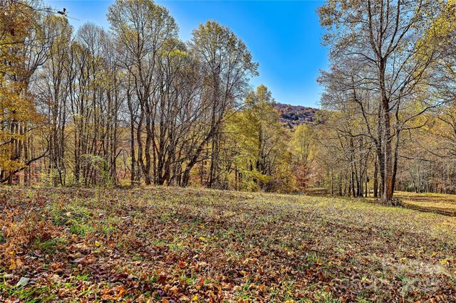 2626 Dendy Orchard Road, Highlands, NC 28741
