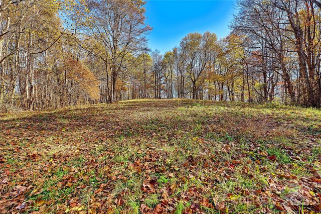 2626 Dendy Orchard Road, Highlands, NC 28741