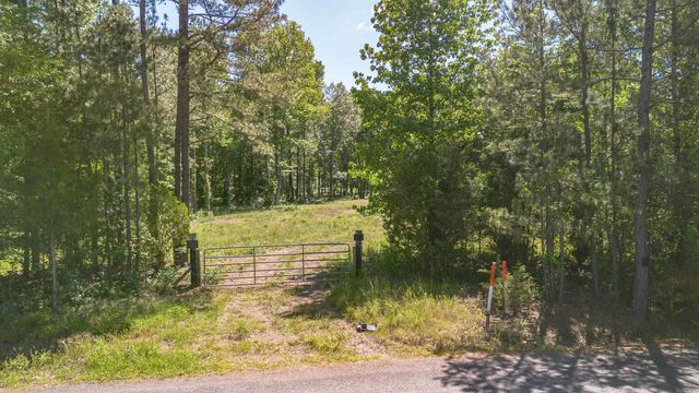 498 Resort Road, Higden, AR 72067