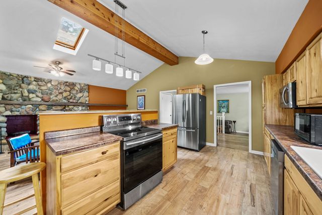 7173 Lakecrest Court, Caledonia, IL 61011
