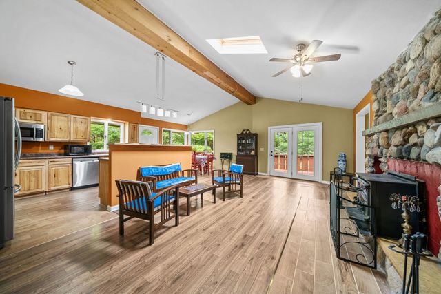 7173 Lakecrest Court, Caledonia, IL 61011