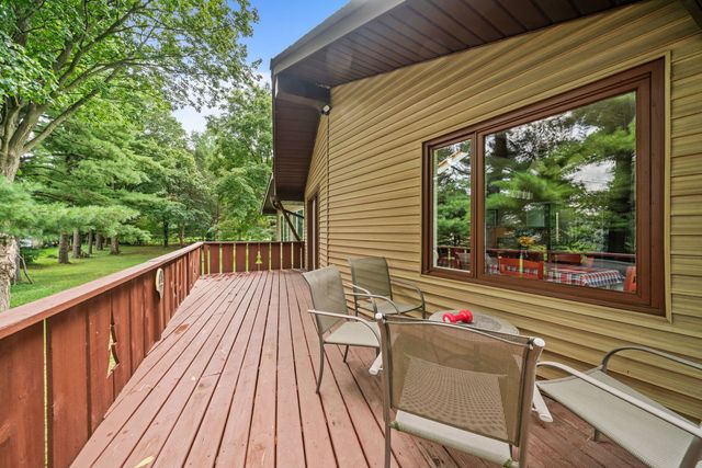 7173 Lakecrest Court, Caledonia, IL 61011