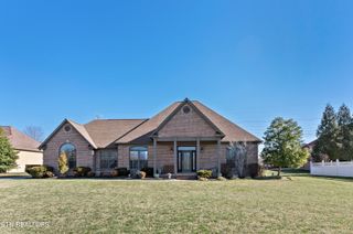 1720 Hollister Drive, Alcoa, TN 37701