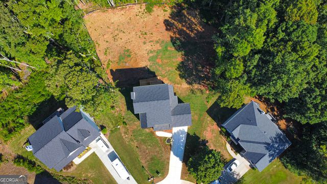 5719 Calm Valley Point, Flowery Branch, GA 30542