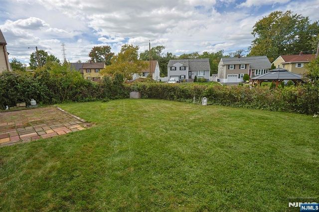 286 Pershing Road, Clifton, NJ 07013