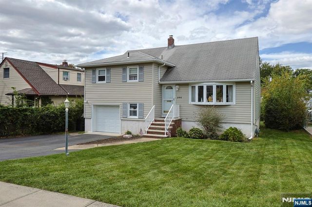 286 Pershing Road, Clifton, NJ 07013