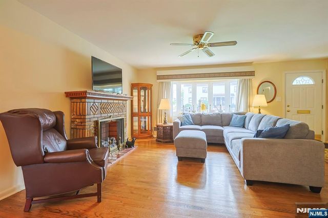 286 Pershing Road, Clifton, NJ 07013