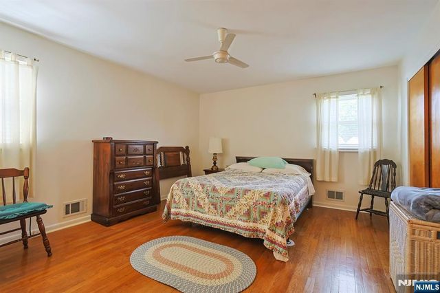 286 Pershing Road, Clifton, NJ 07013