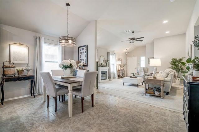 19913 Forsythe Drive, Edmond, OK 73012