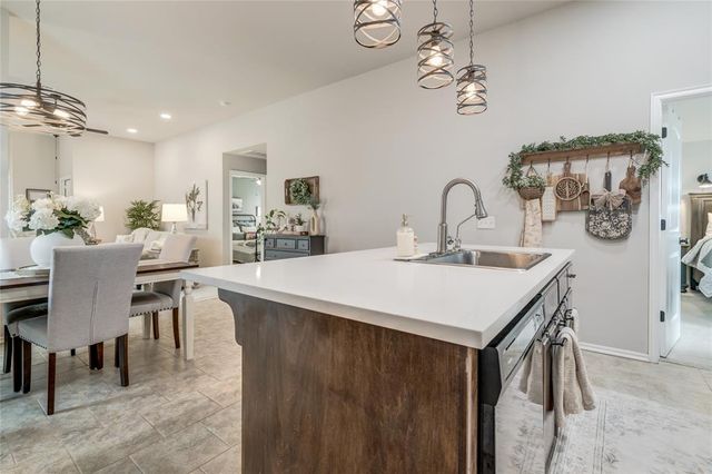 19913 Forsythe Drive, Edmond, OK 73012
