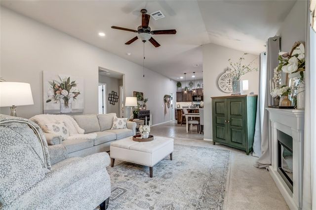 19913 Forsythe Drive, Edmond, OK 73012