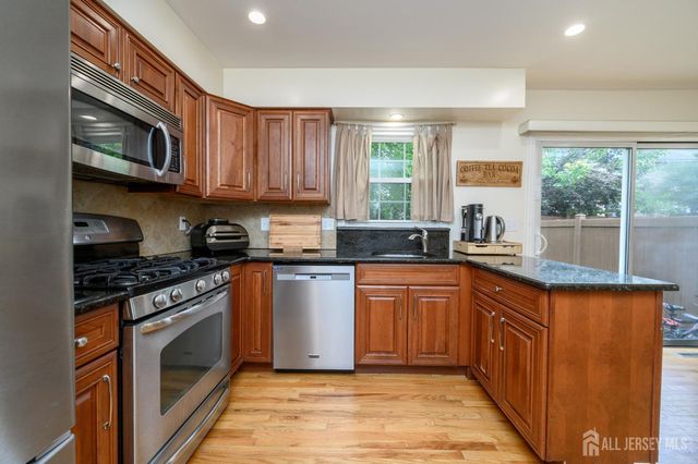 171 Howell Avenue, Fords, NJ 08863