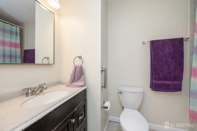 171 Howell Avenue, Fords, NJ 08863