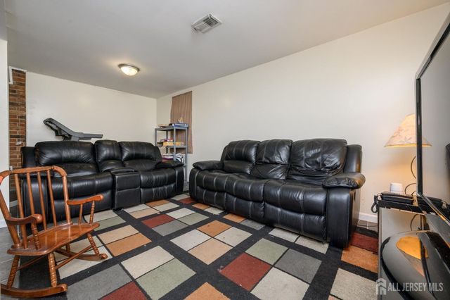 171 Howell Avenue, Fords, NJ 08863