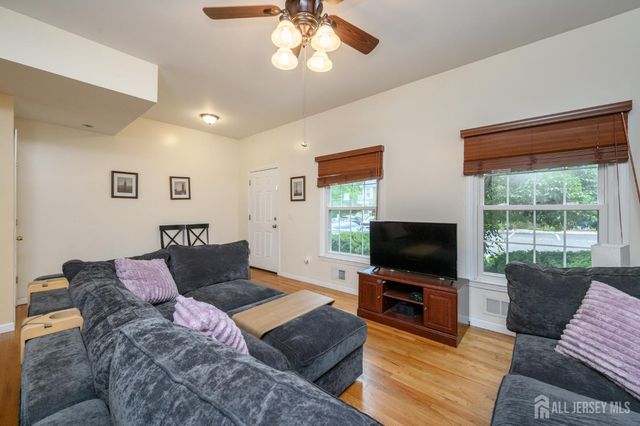 171 Howell Avenue, Fords, NJ 08863